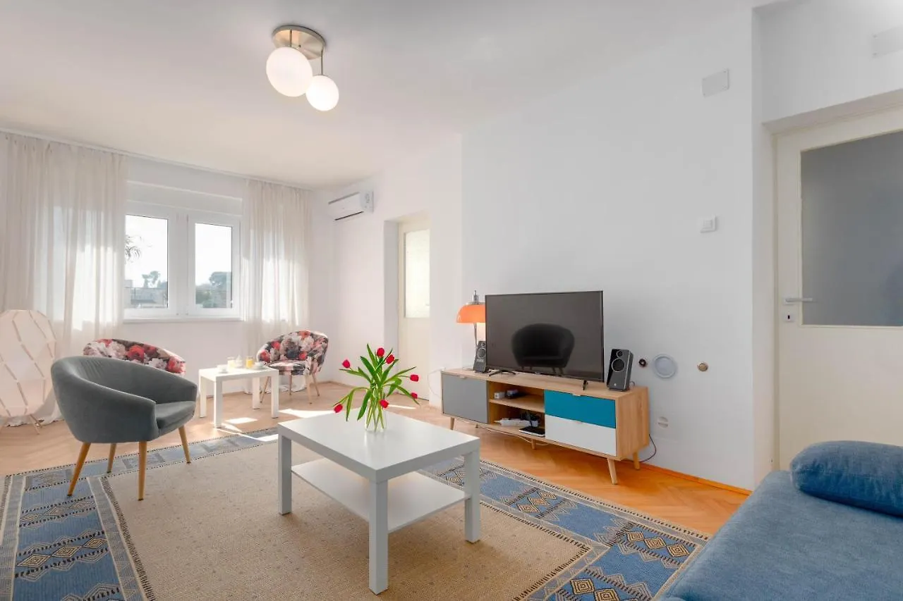 Apartment Tana Pula