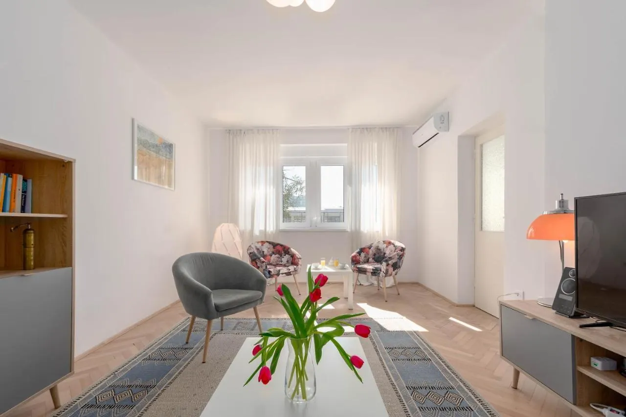Apartment Tana Pula
